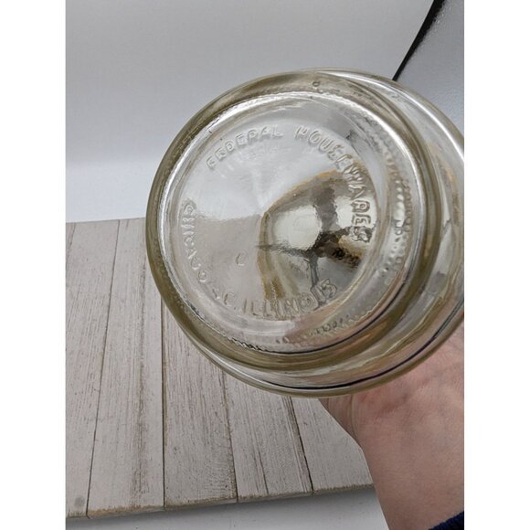 Federal Housewares Yellow Handled Nut Food Chopper Spring with Jar - Picture 4 of 7